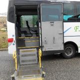 Autocares Peche autobus con mediana capacidad de pasajeros 1